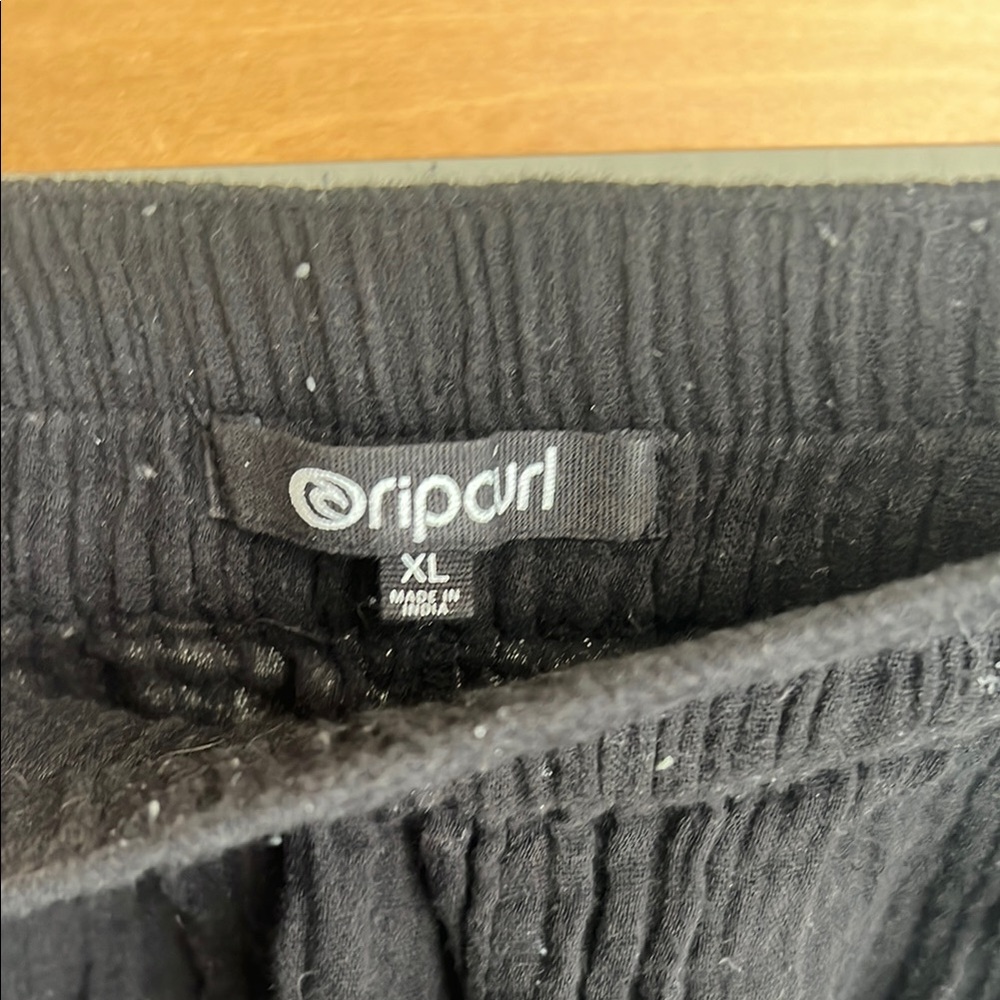 Rip Curl Black Cotton Shorts - image 2